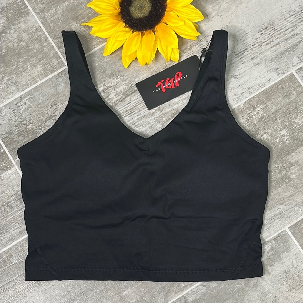 Black Sleeveless Fitted Crop Top